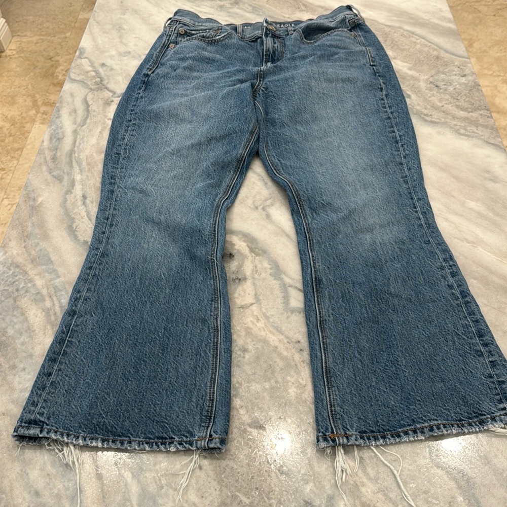 American Eagle 90’s flare jeans